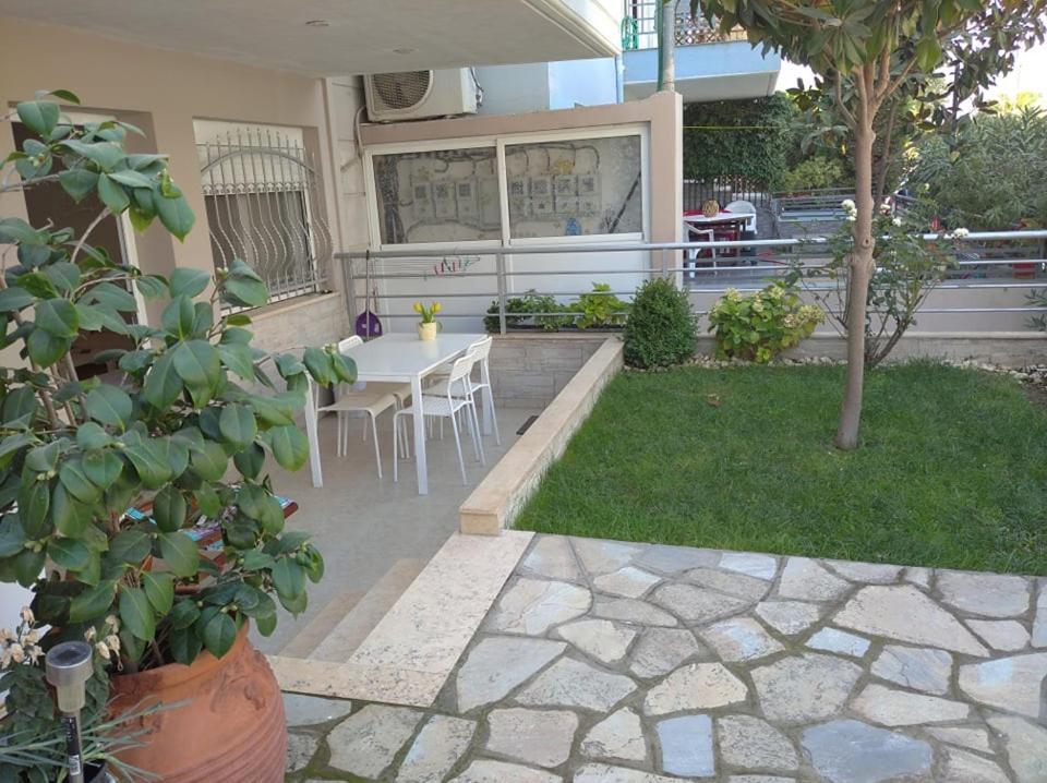 Δεσποινα Apartment Nea Peramos  Exterior photo