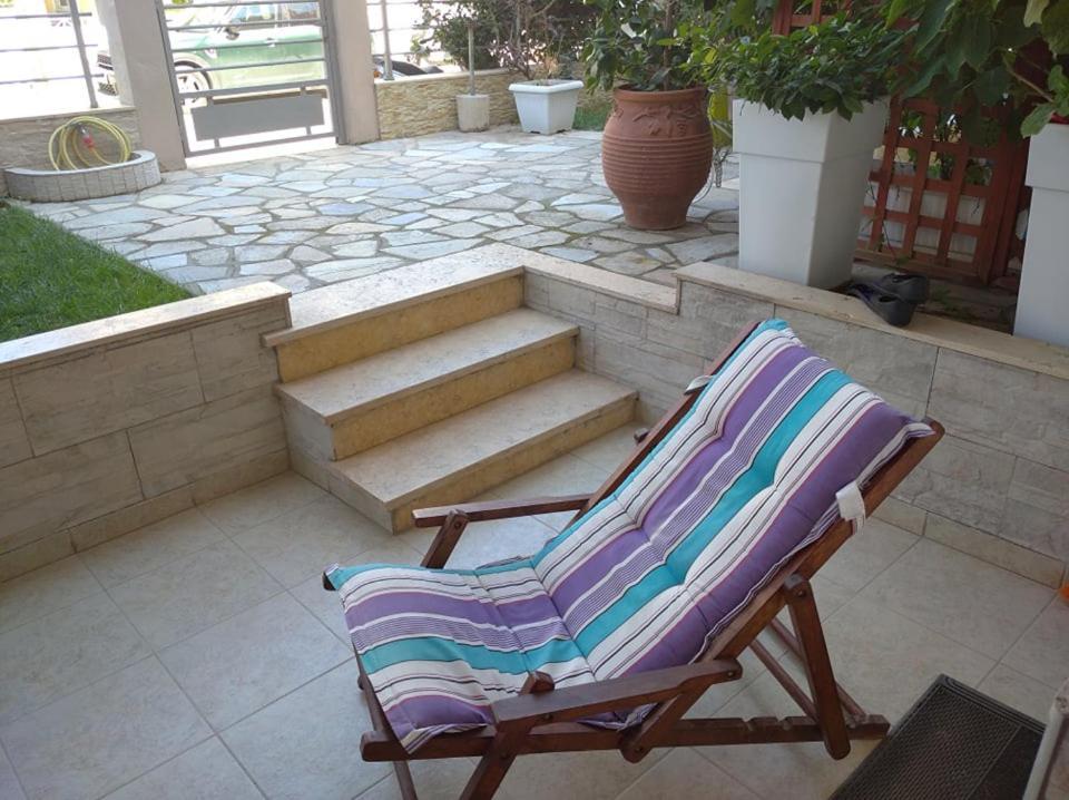 Δεσποινα Apartment Nea Peramos  Exterior photo